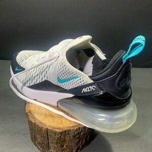 Nike Air Max 270 Women’s White Black Blue Running Walking Sneakers Size -7.5